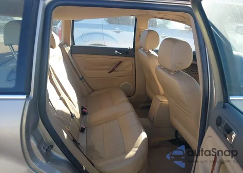 2005 Volkswagen Passat Glx из США, поврежденный, VIN WVWYU63B05E064220